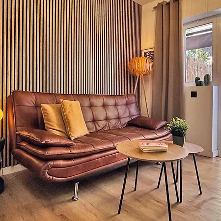 Cosy Oasis *